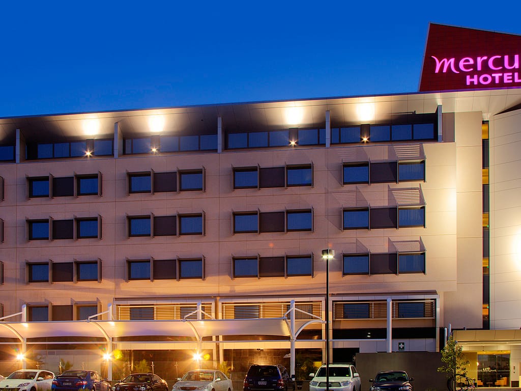 Mercure Sydney Liverpool — 4