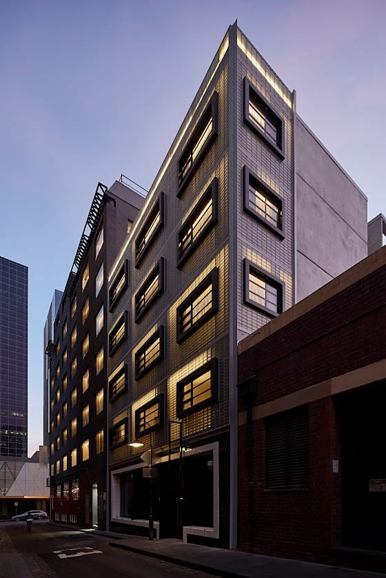 Lancemore Crossley St. — 4