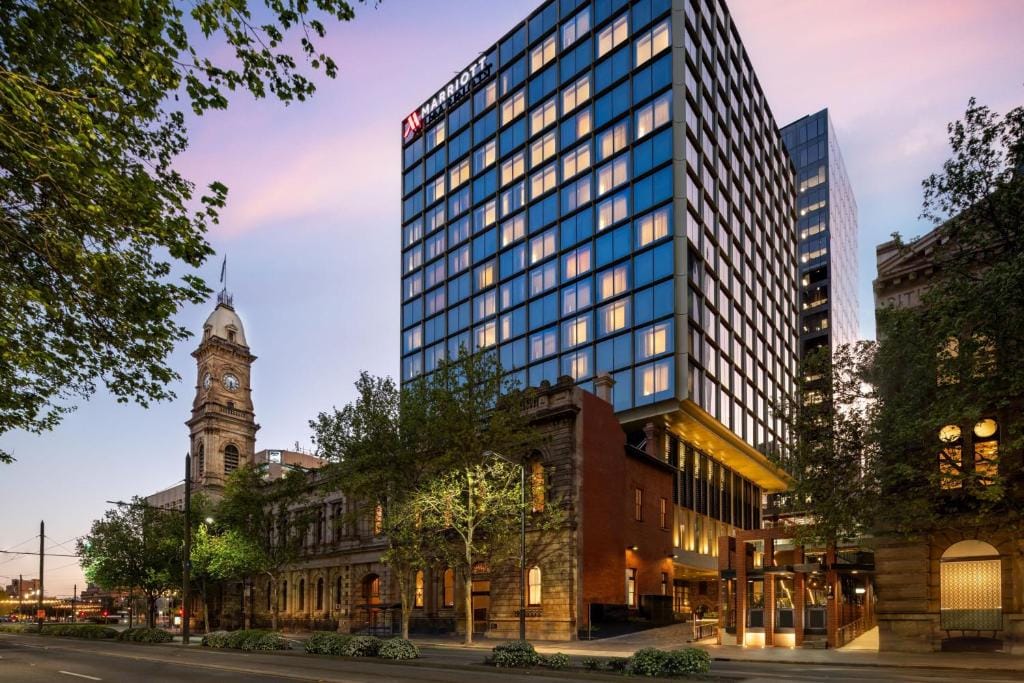 Adelaide Marriott Hotel — 1