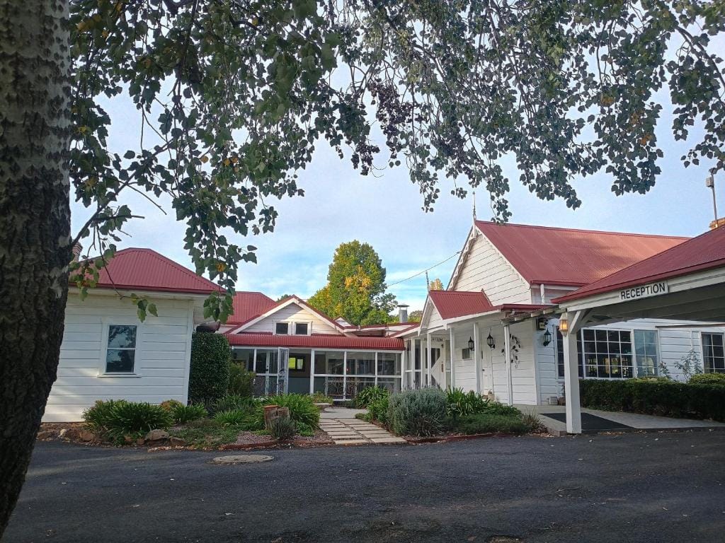 Moore Park Inn — 3