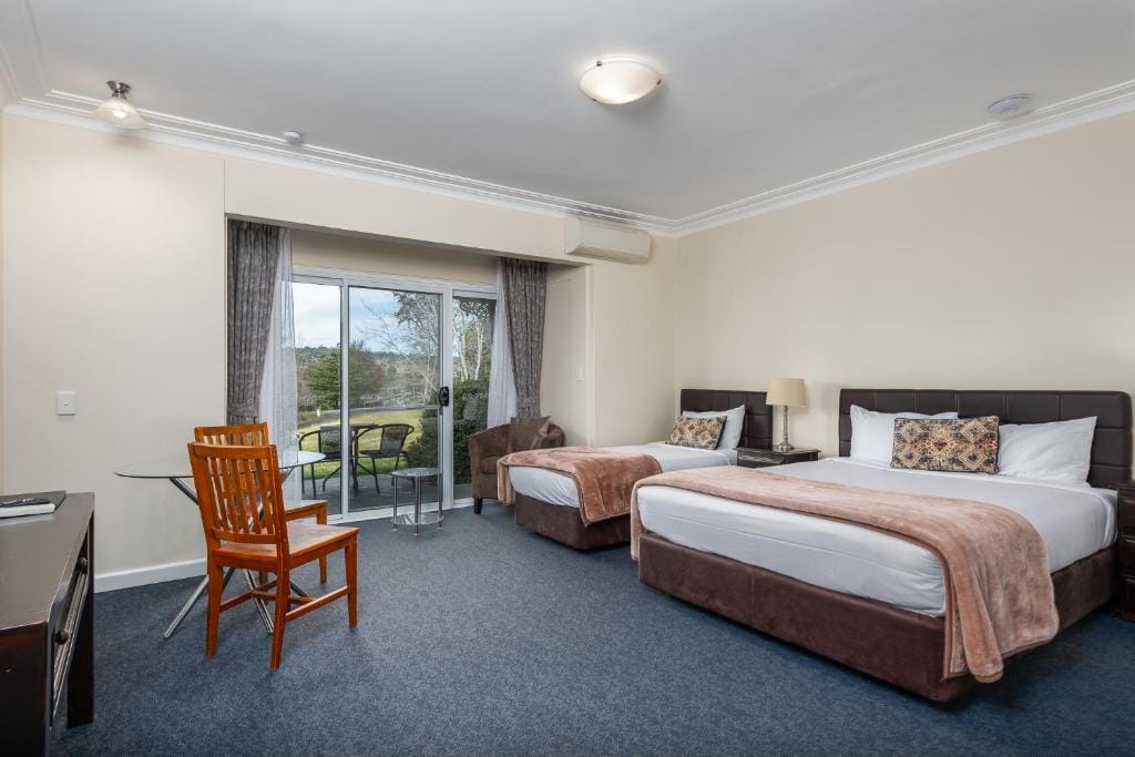 Moore Park Inn — 5