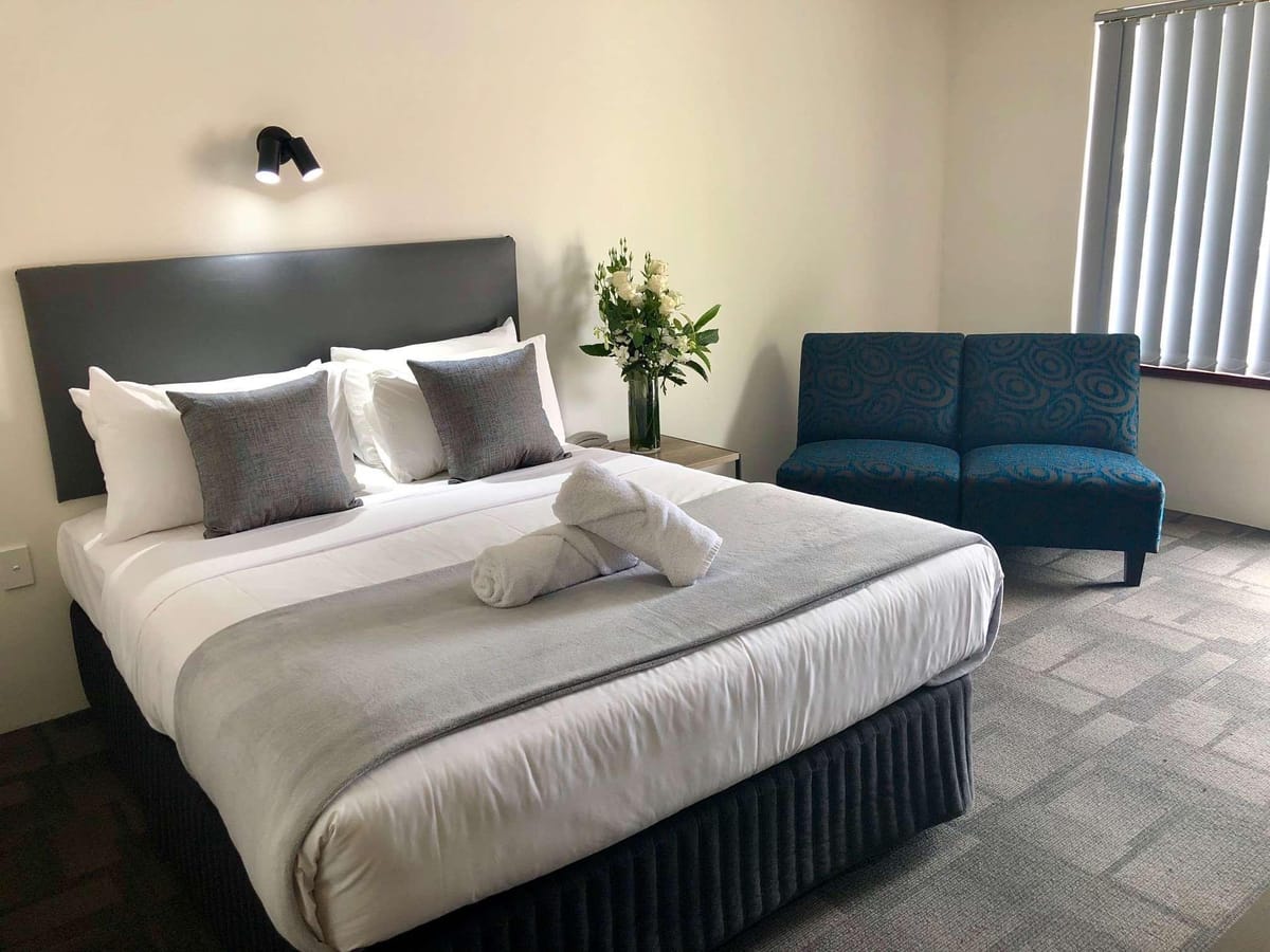 Hotel Clipper — 4