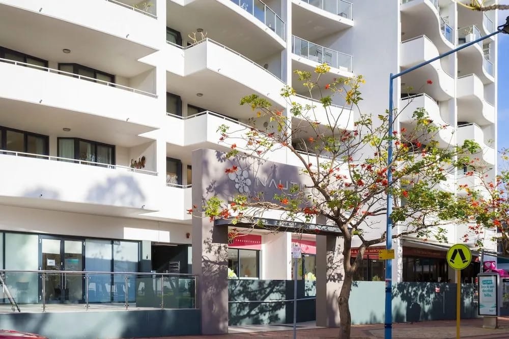 Nautilus Apartments — 4