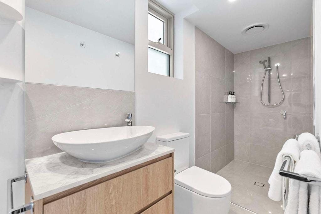 Bokarina Beach Apartments, an Ascend Collection Hotel — 5