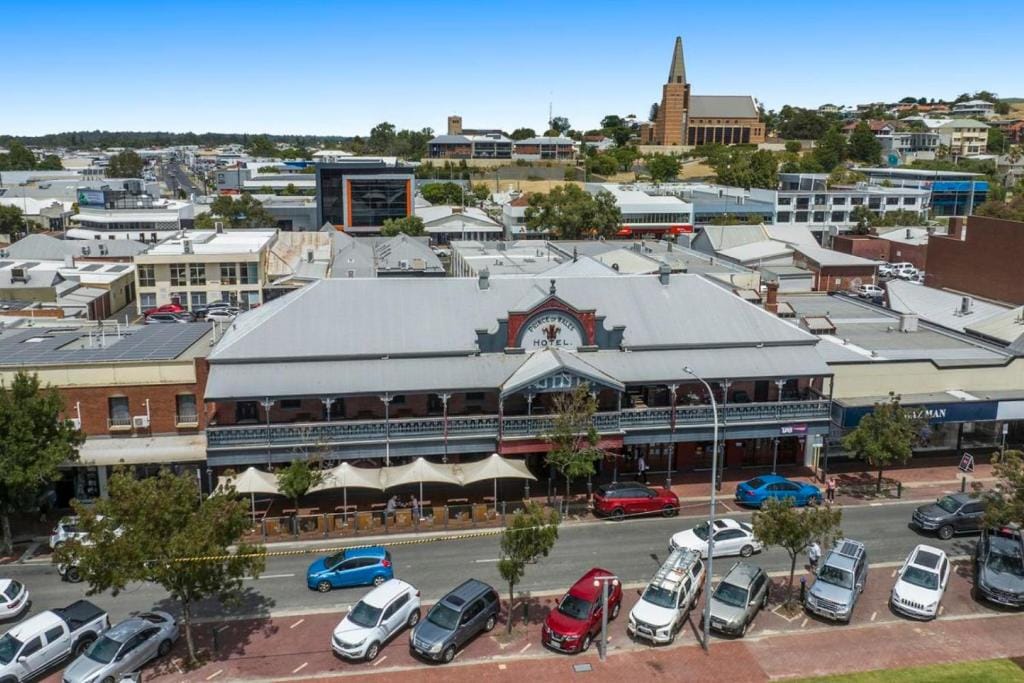 Prince of Wales Hotel, Bunbury — 5