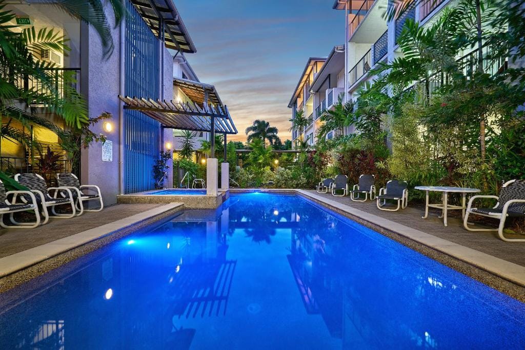 Getaway On Grafton — 1
