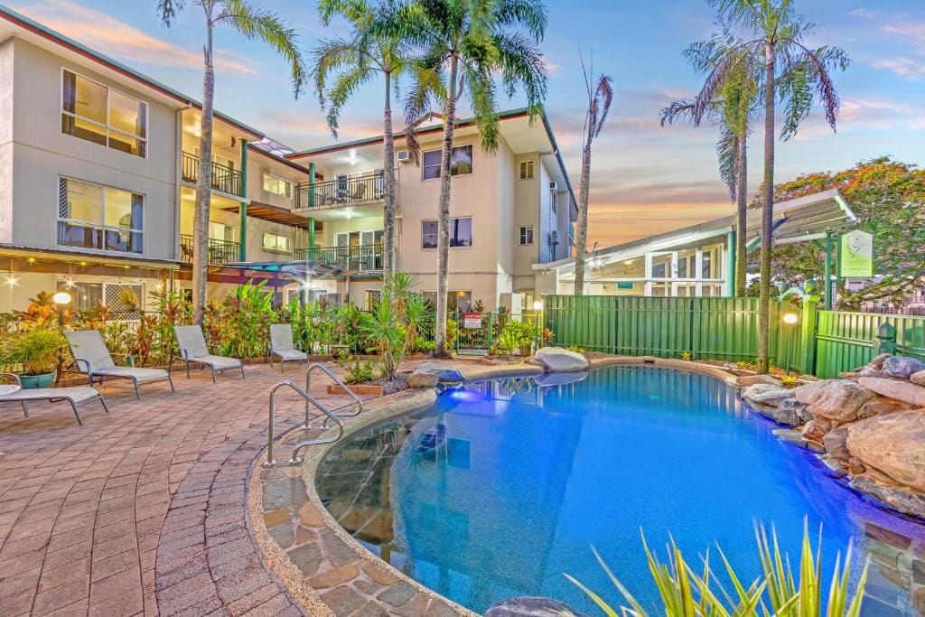 Koala Court Holiday Apartments — 1