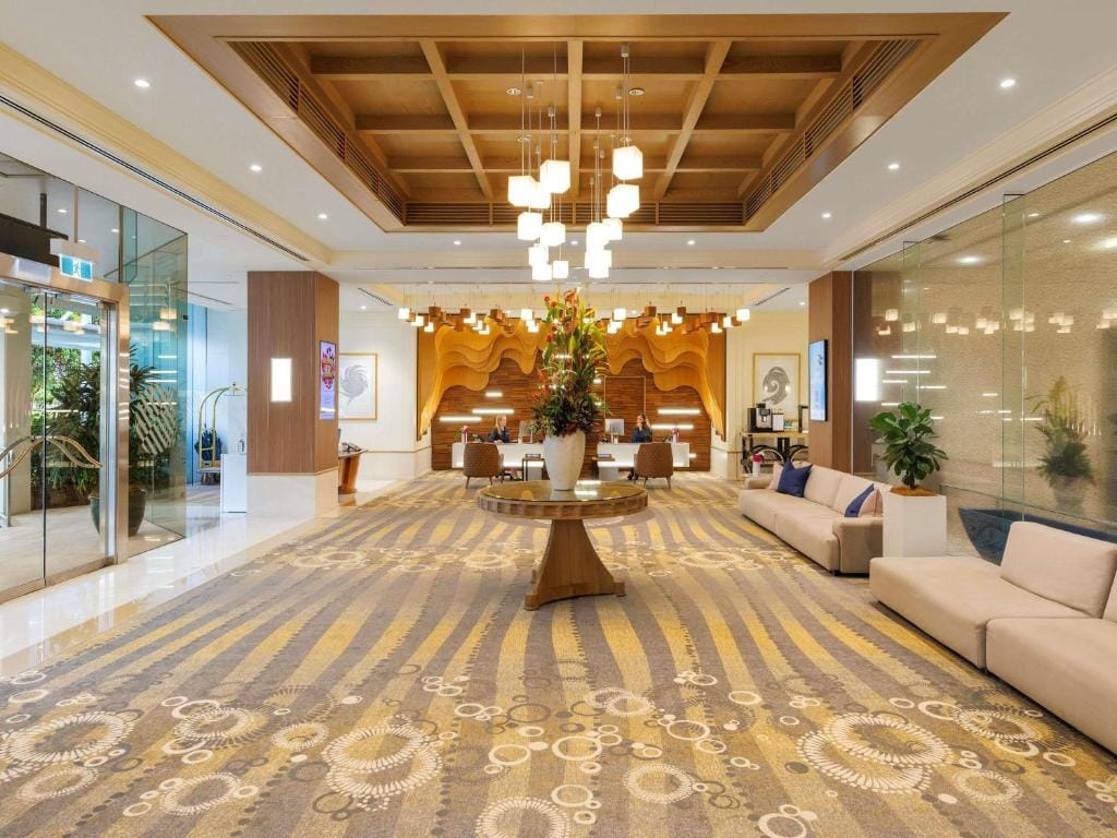 Pullman Reef Hotel Casino — 1