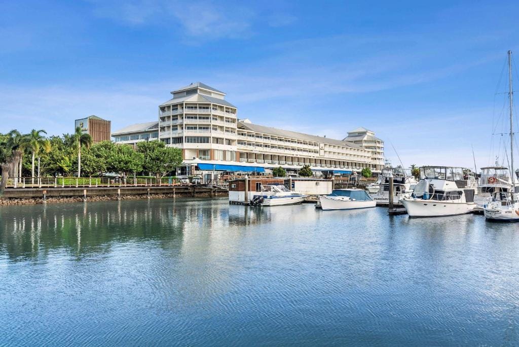 Shangri-La The Marina, Cairns — 1