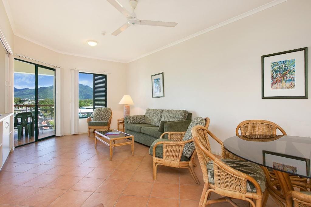 Tropic Towers Apartments — 5
