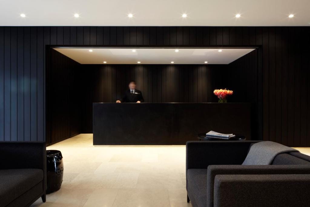 Burbury Hotel & Apartments — 2