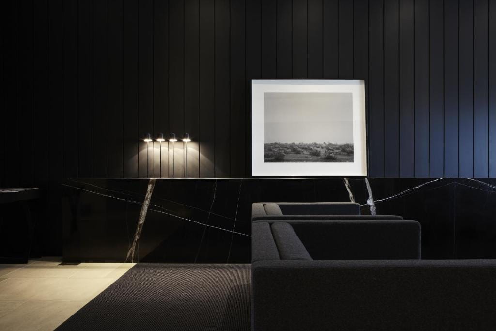 Burbury Hotel & Apartments — 3