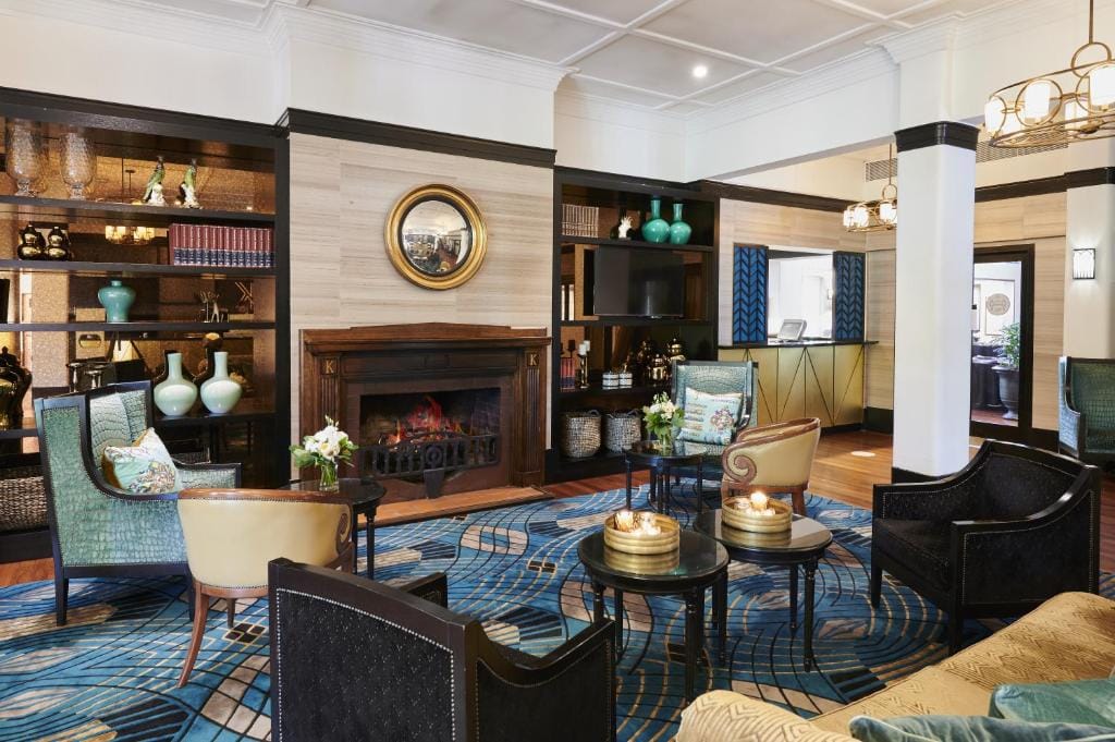 Hotel Kurrajong Canberra — 1