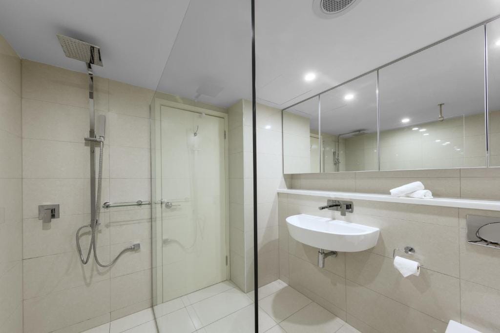 Oaks Darwin Elan Hotel — 3