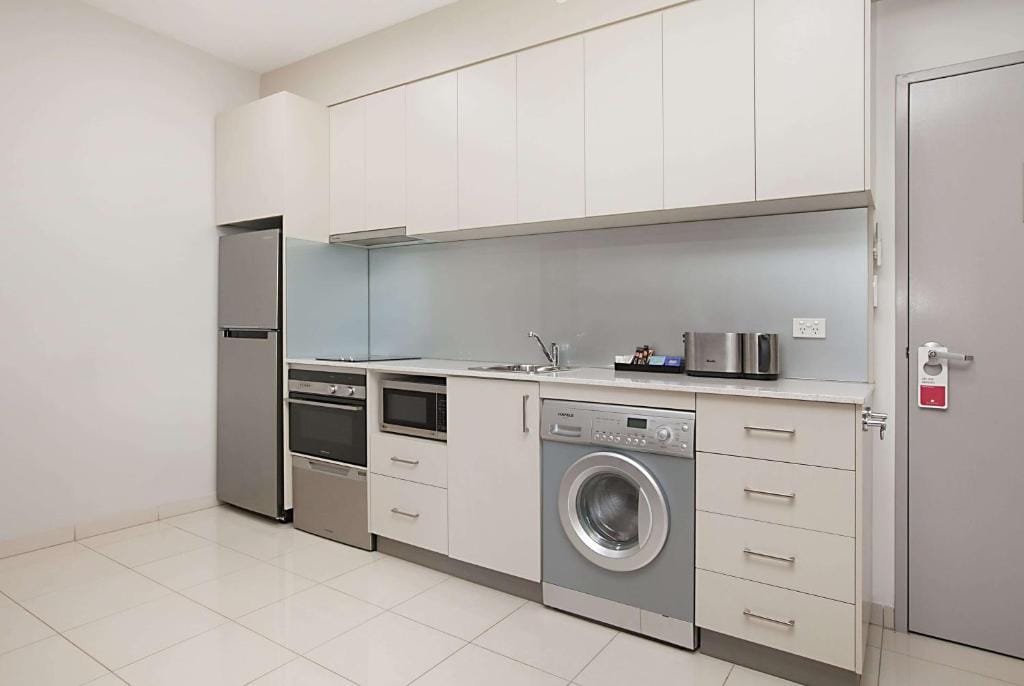 Ramada Suites by Wyndham Zen Quarter Darwin — 5