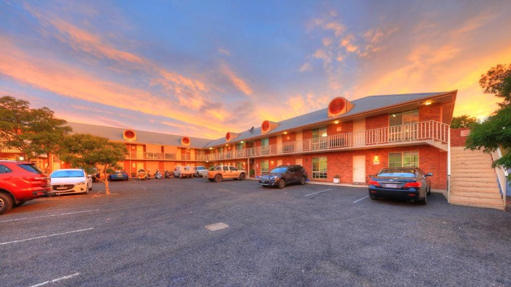 Shearing Shed Motor Inn — 4