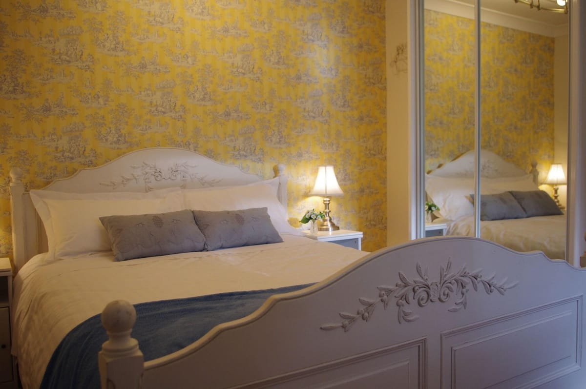 Astoria Bed and Breakfast — 4