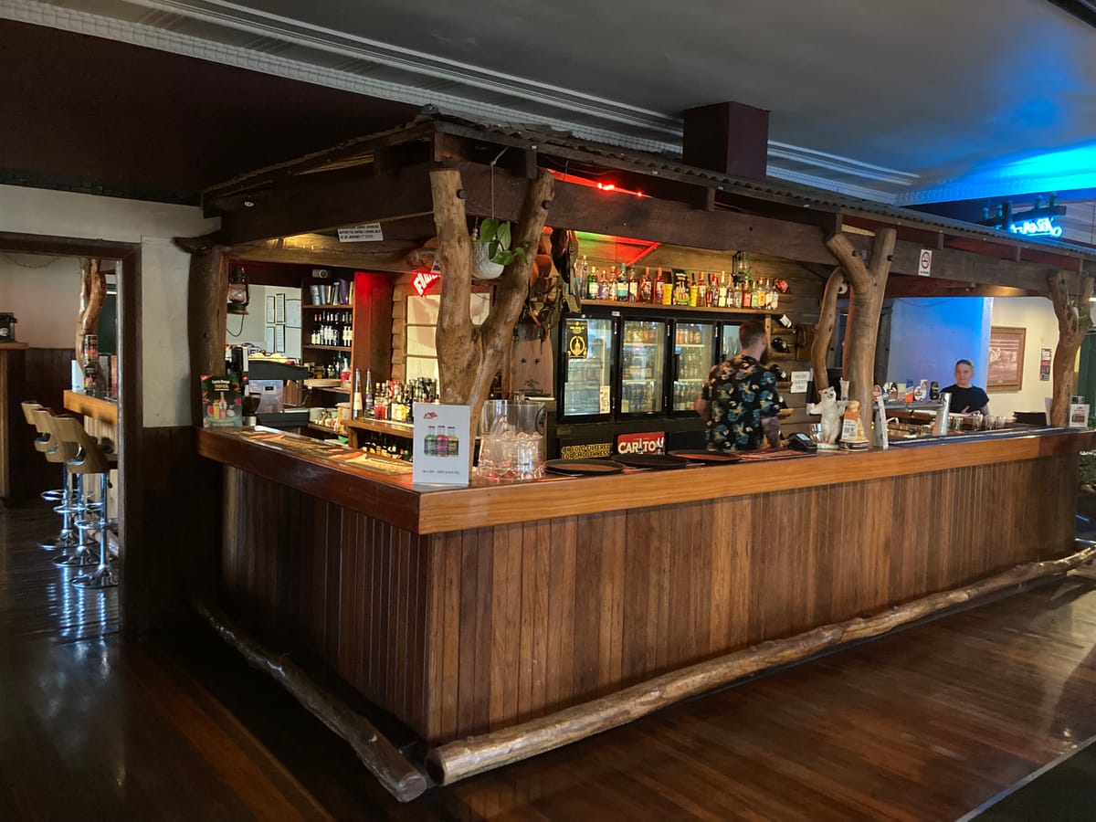 Chequers Hotel — 1