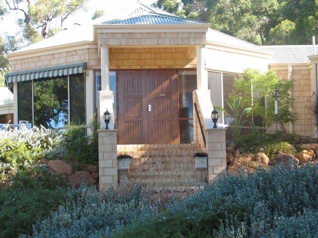 Lakeview Lodge — 2