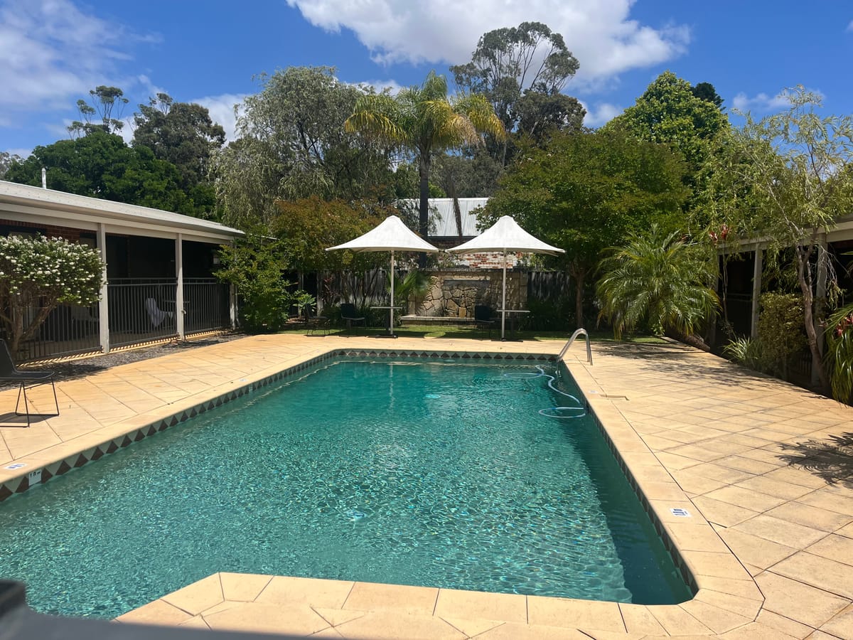 Rose & Crown Hotel — 1