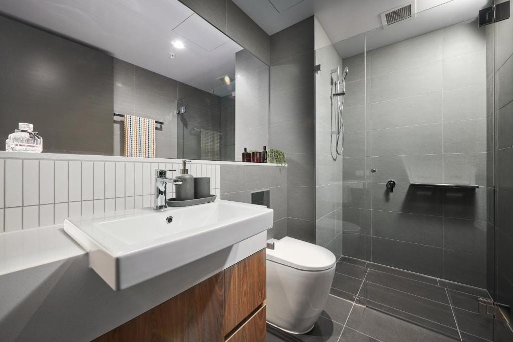 Quest Geelong Central — 3