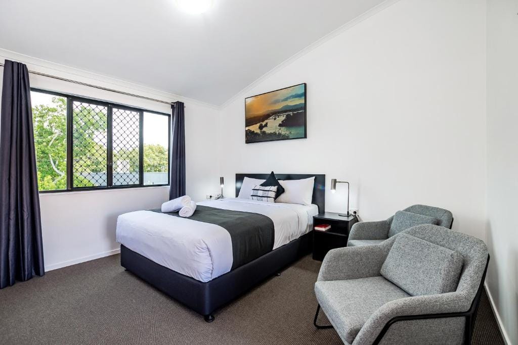 CQ Motel Gladstone — 3