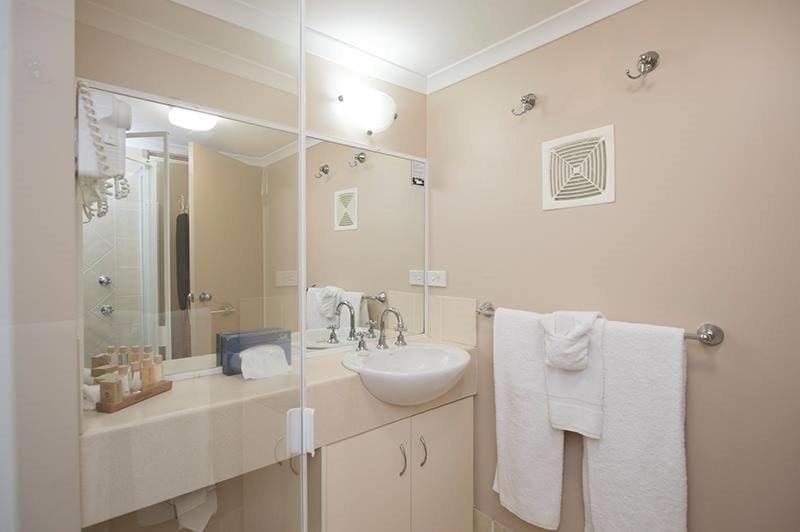 Harbour Sails Motor Inn — 3