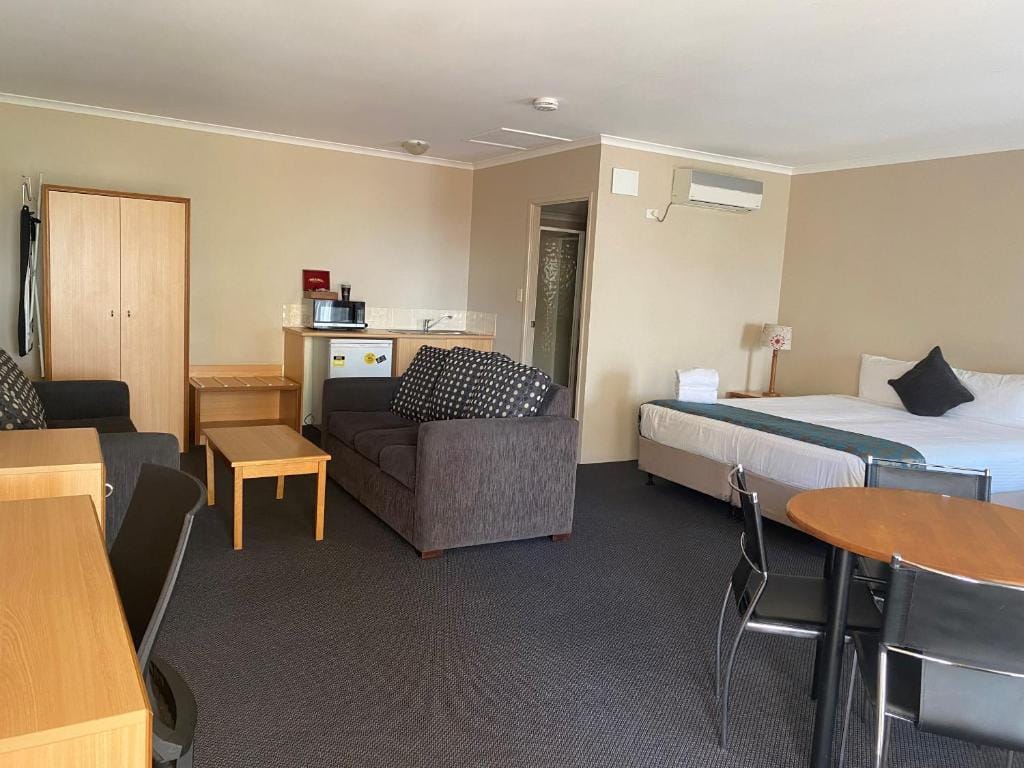 Harbour Sails Motor Inn — 5