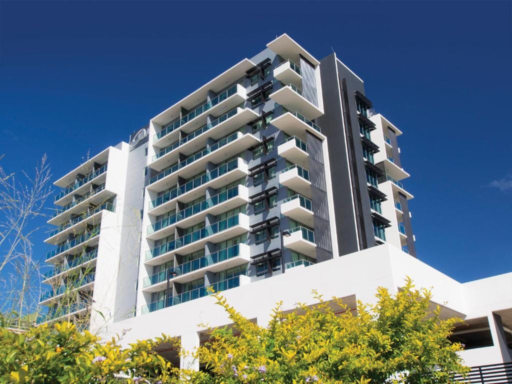 Oaks Gladstone Grand Hotel — 3
