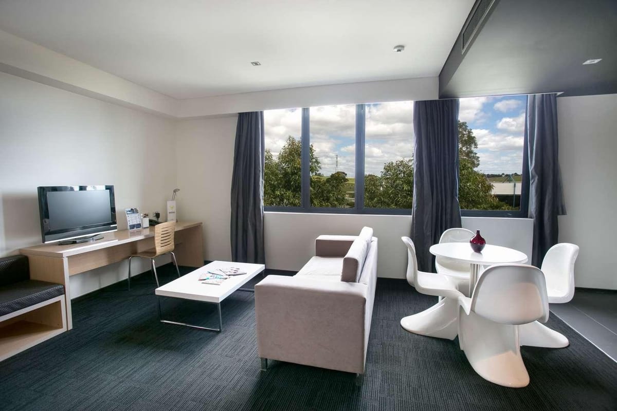 Alpha Hotel Eastern Creek — 5
