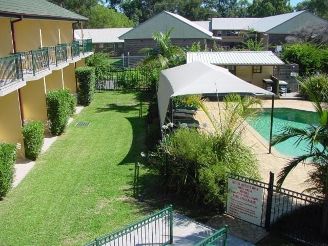 St Marys Park View Motel — 1