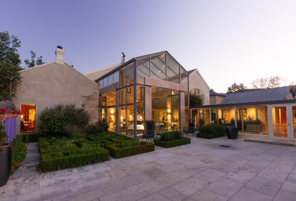 Islington Hotel — 1