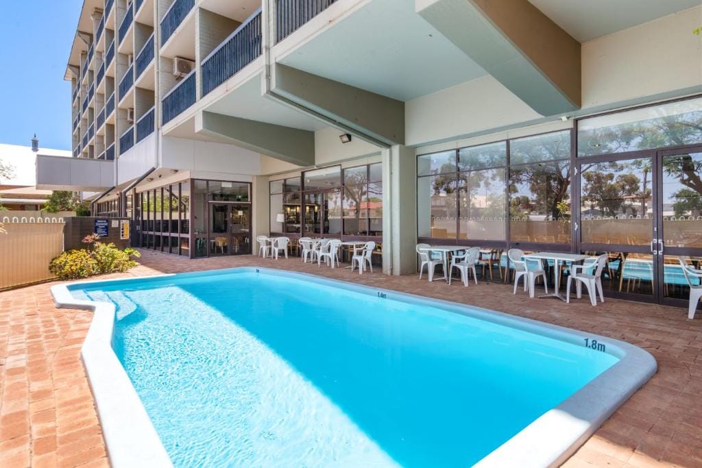 The Plaza Hotel Kalgoorlie — 3