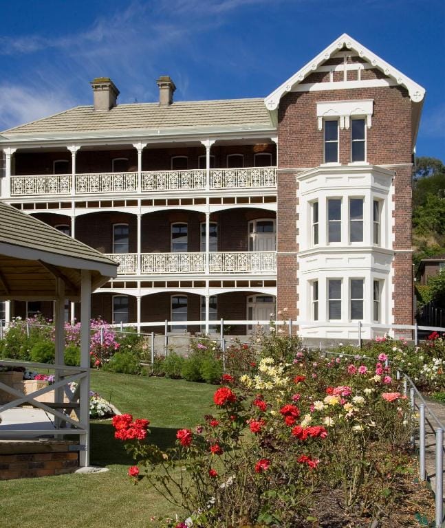 Auldington Hotel — 1