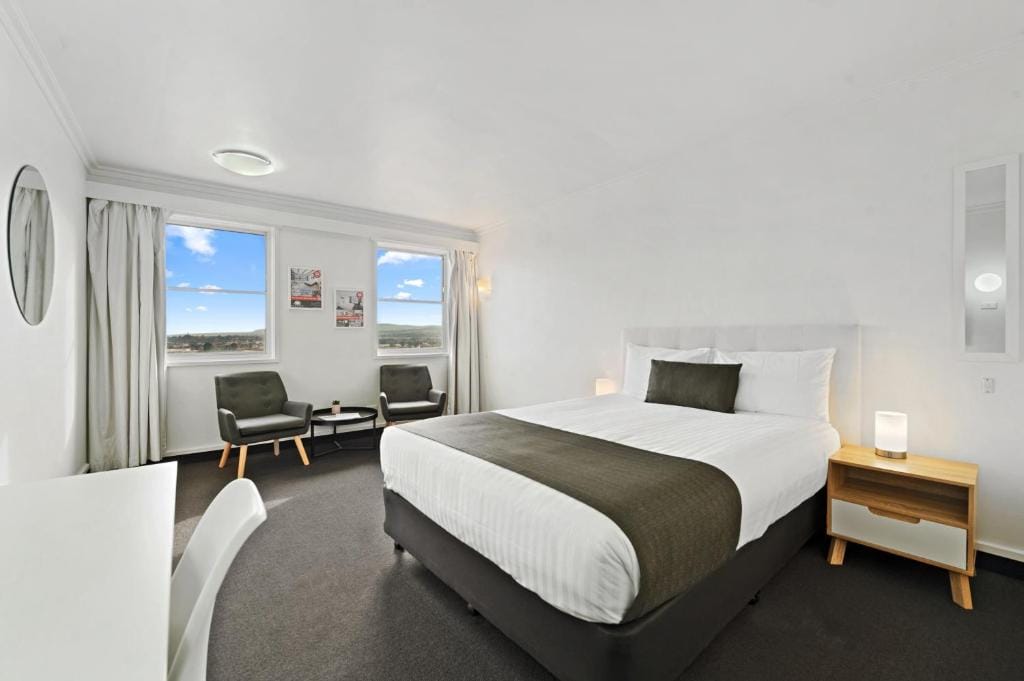 Coach House Launceston — 2