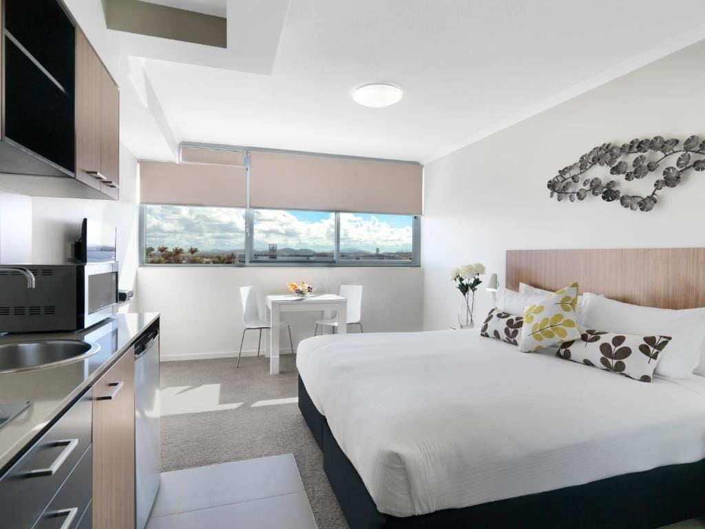 Oaks Mackay Rivermarque Hotel — 2