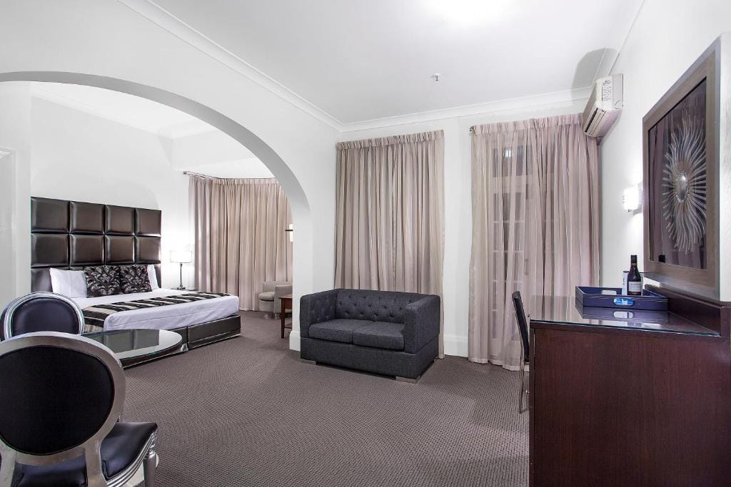 Mercure Maitland Monte Pio — 2