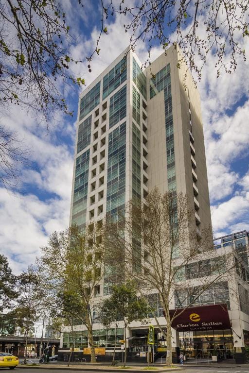 Clarion Suites Gateway — 1