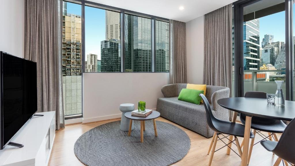 Oaks Melbourne Southbank Suites — 3