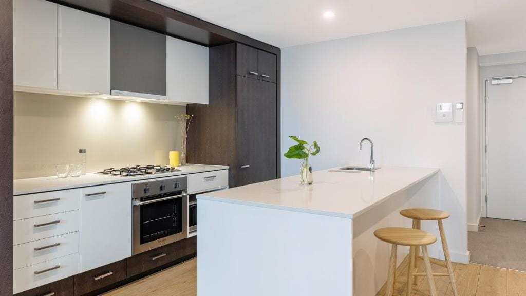 Oaks Melbourne Southbank Suites — 5