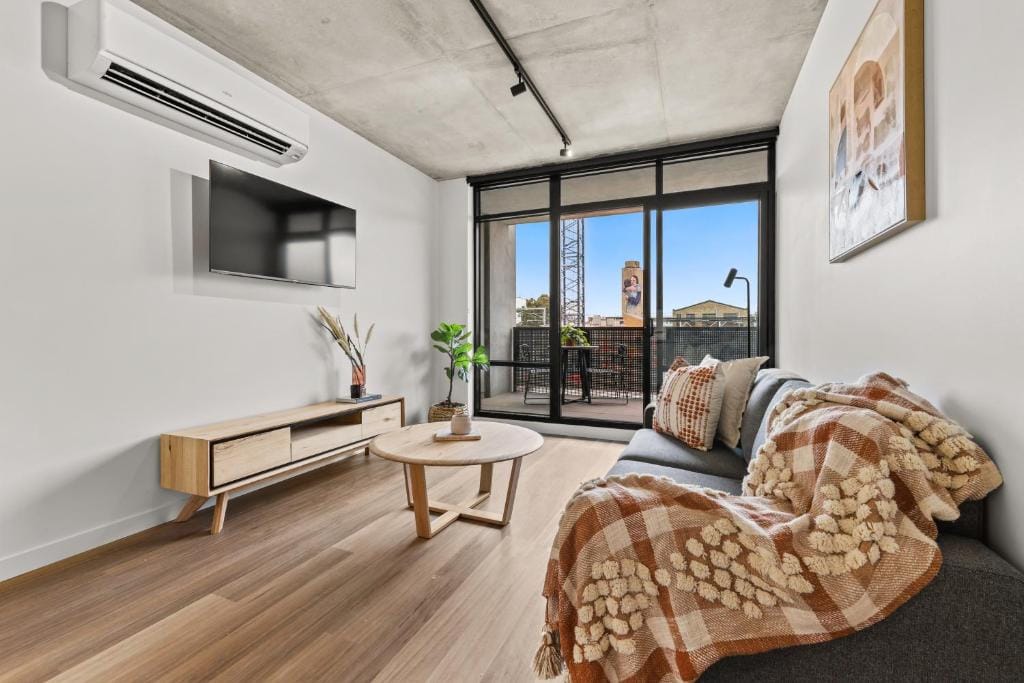 Rambla at Solarino House — 5