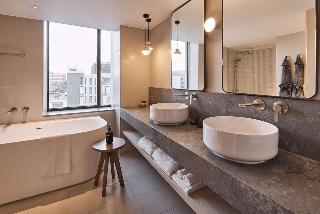 Rydges Melbourne — 2
