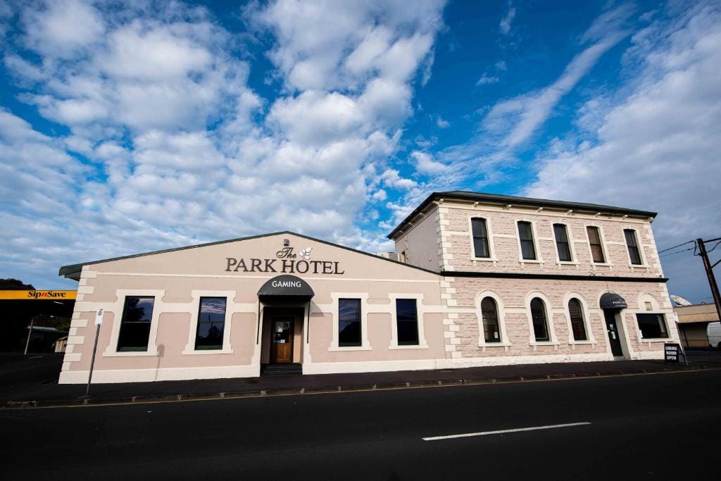Park Hotel — 1