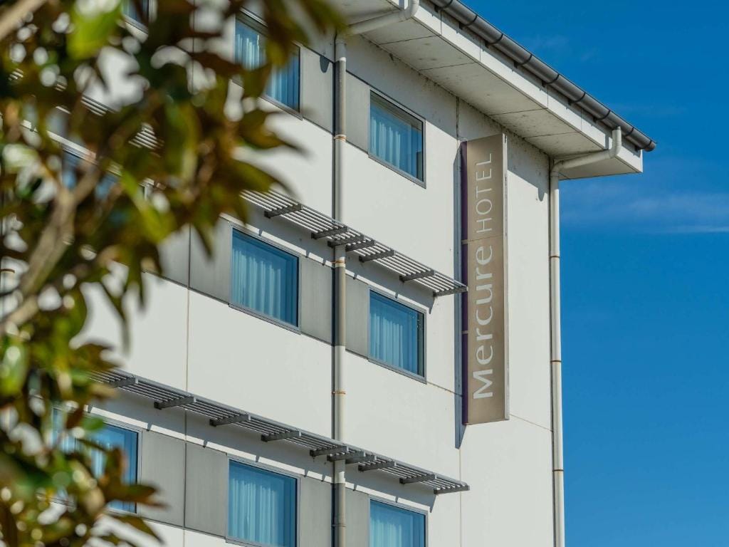 Mercure Newcastle Airport — 1
