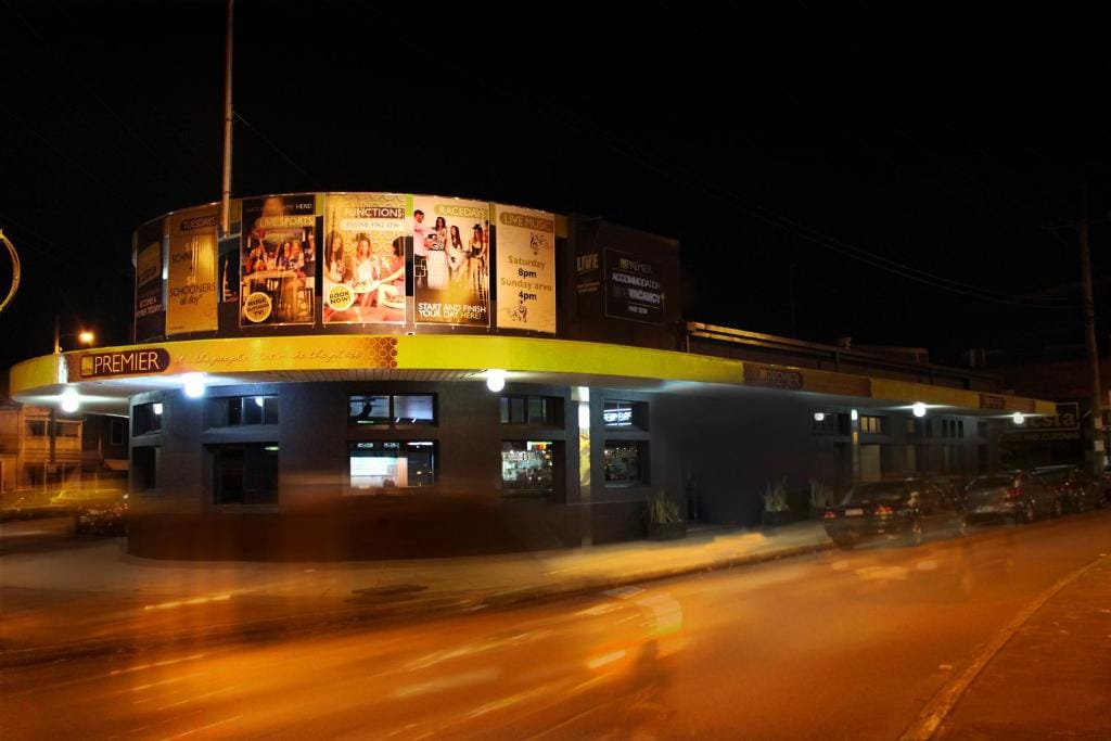 The Premier Hotel Broadmeadow — 1