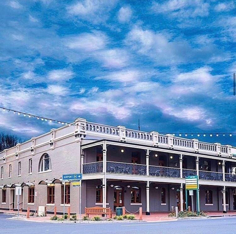 Parkview Hotel — 1