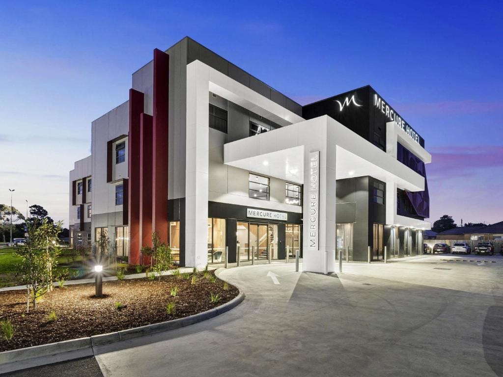 Mercure Pakenham — 1