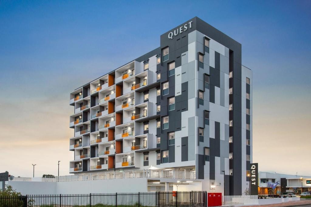 Quest Perth Ascot — 1