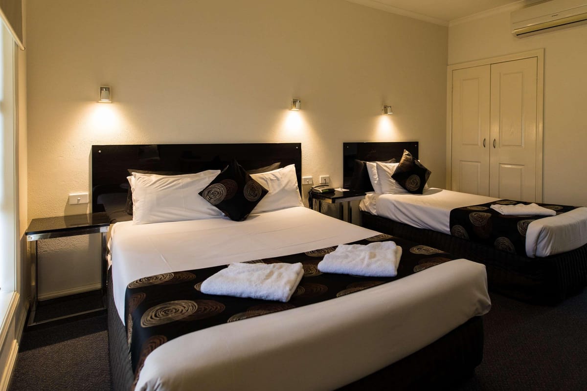 Best Western Mill Park Motel & Conference Centre — 1