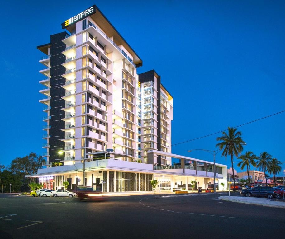 Empire Apartment Hotel Rockhampton — 1
